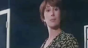 sex âu mỹ tập thể Họ thoát khỏi tinh thần nổi sex han quoc loạn của những con búp bê với một nhóm quái.